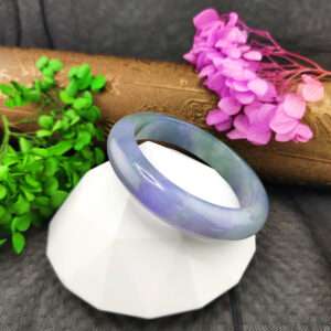 翡翠A貨春帶彩手鐲18圍