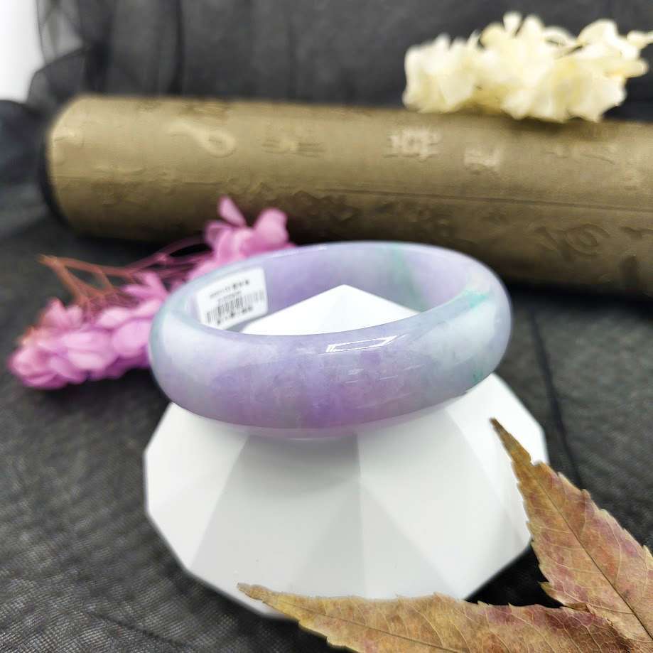 寬版春帶彩翡翠手鐲