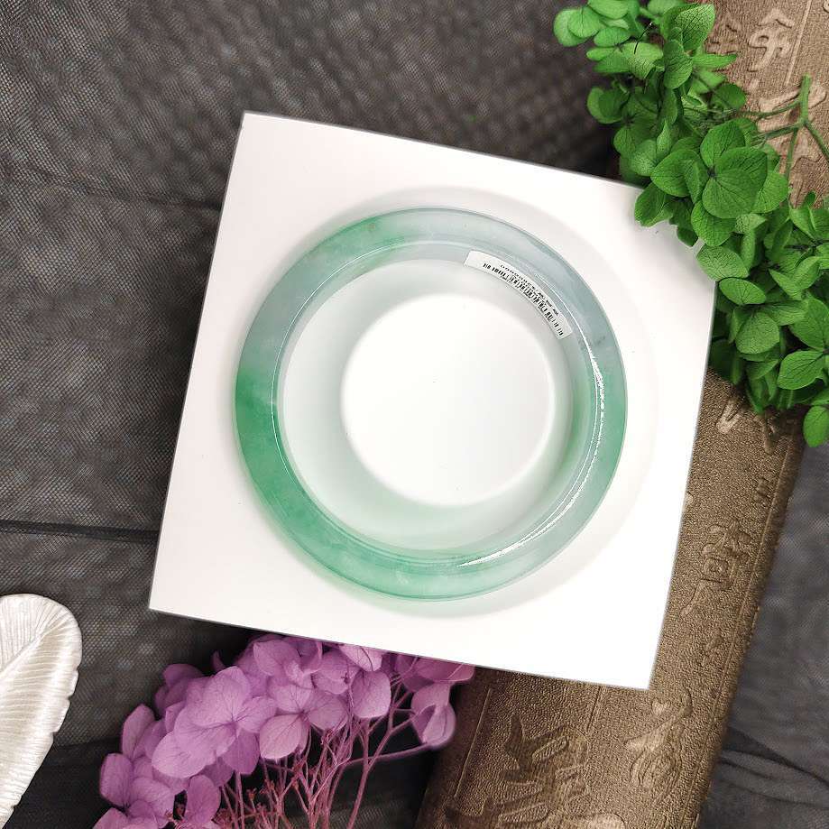 天然翡翠A貨手鐲18.3圍