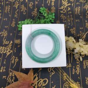 翡翠A貨滿綠圓骨鐲17.5圍