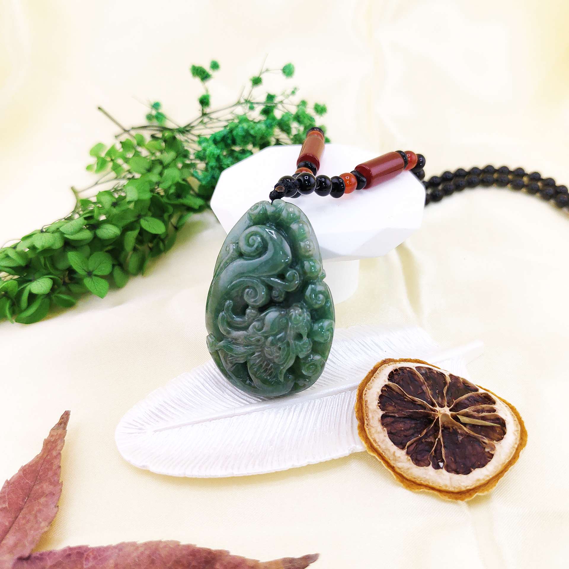 天然A貨翡翠綠龍牌