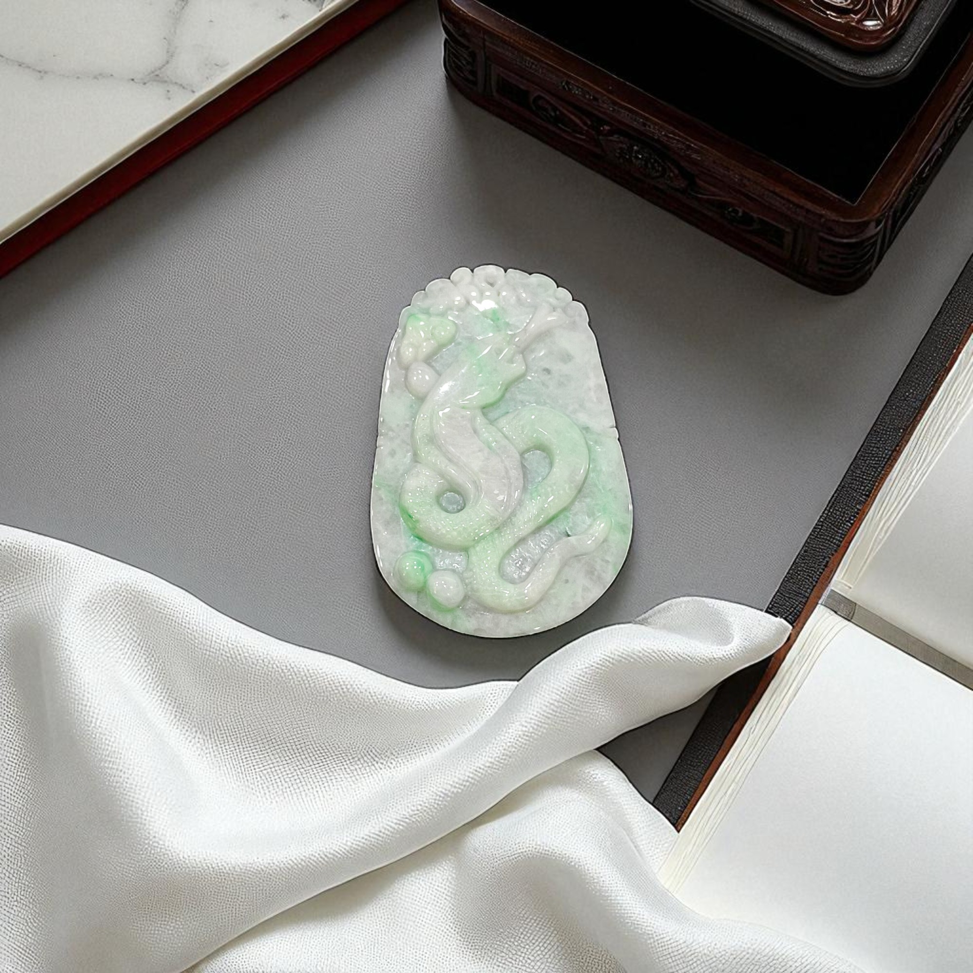 天然A貨翡翠生肖玉牌(蛇):圖片 2