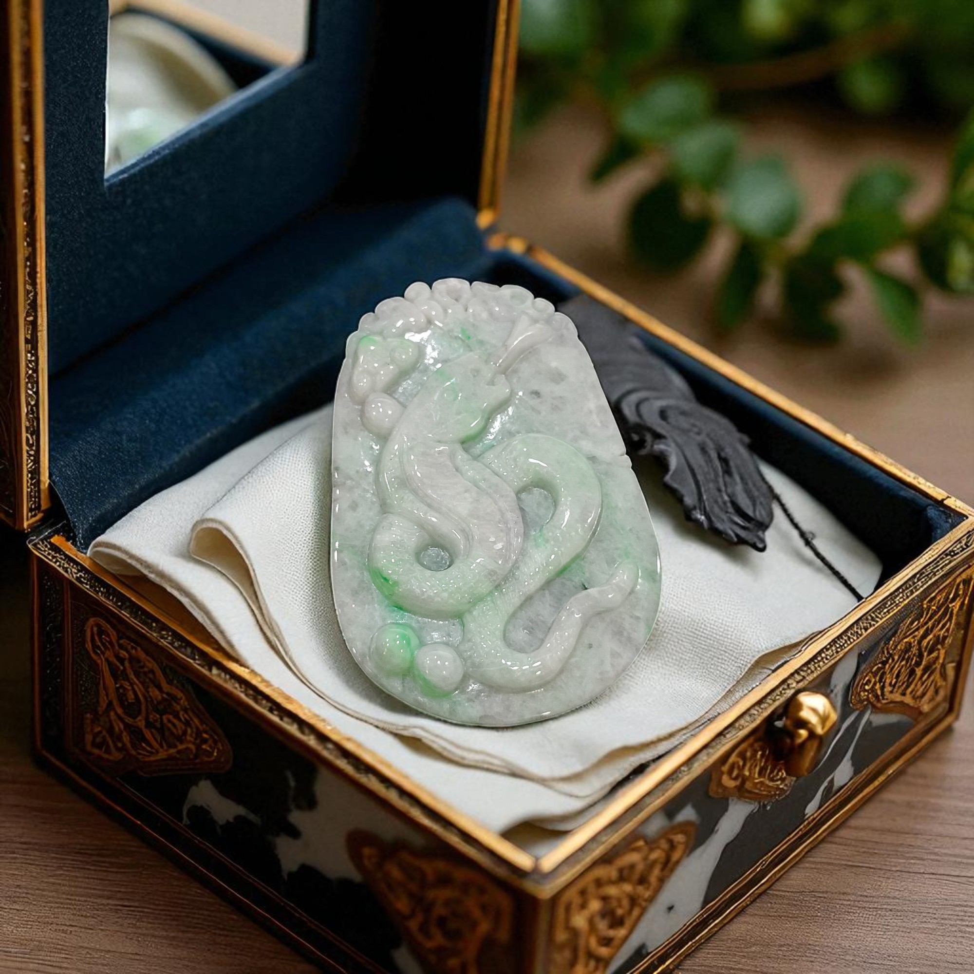 天然A貨翡翠生肖玉牌(蛇):圖片 3